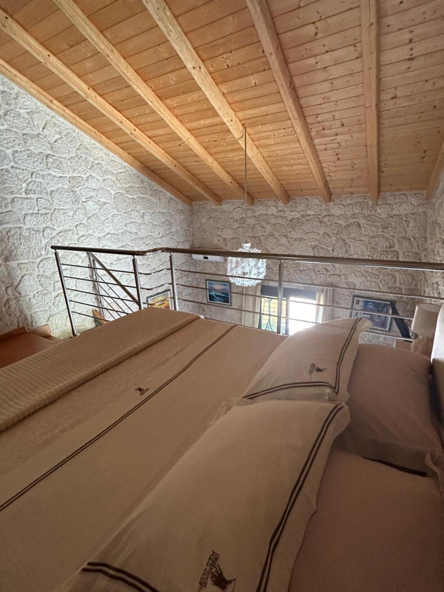 Sun Castle Houses Drymon Exterior foto